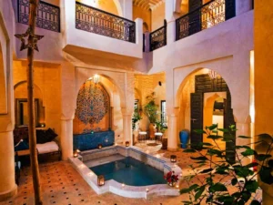 riad papillon patio (1) (2)